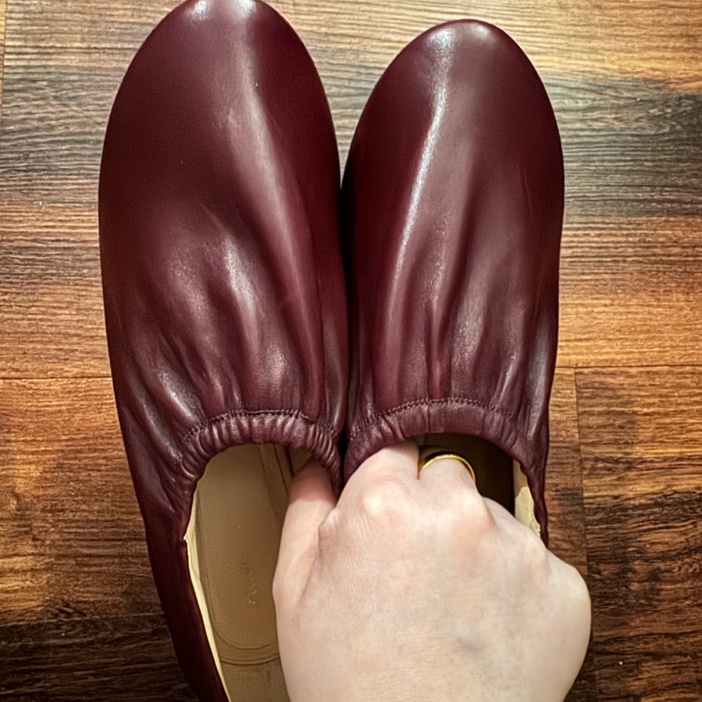 Celine authenticated SOFT BALLERINA LEATHER HEELS - Picture 2 of 6